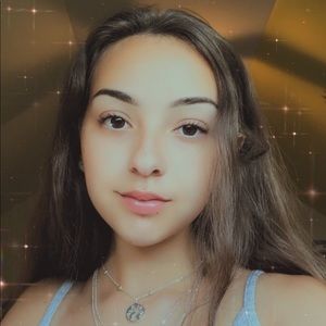 Meet your Posher, Amouri